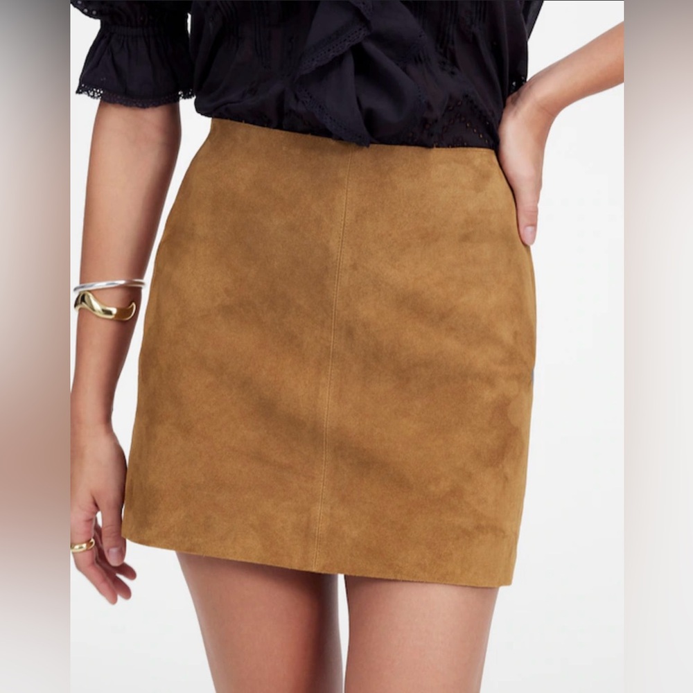 Scarlett Tan Pencil Skirt